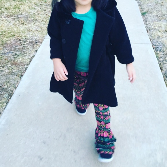 Christmas Benny’s - Picture 3 of 3